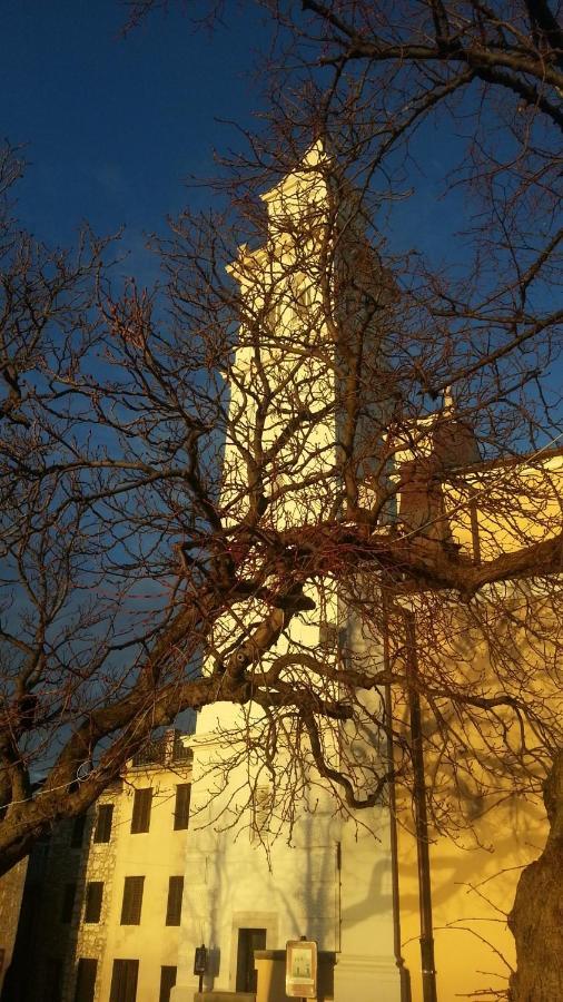 Altstadtvilla Ban'S โนวีวีโนดอลสกี ภายนอก รูปภาพ